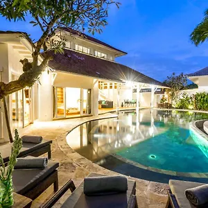  Villa La Oberoi